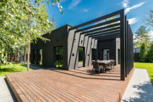 DG Custom Builders modern deck