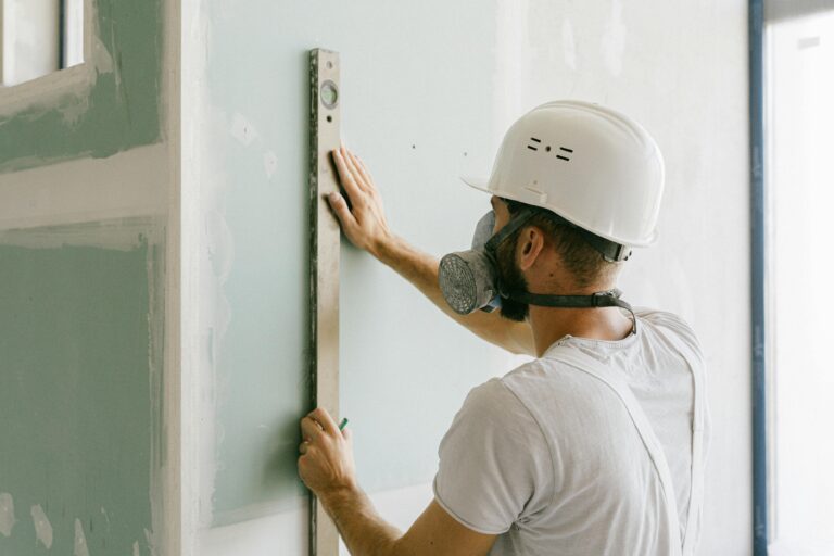 DG Custom Builders pexels shkrabaanthony 5493675